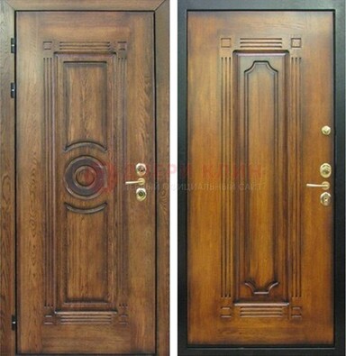 Коричневая металлическая дверь с массивом дуба с рисунком ДМД-10 в Лосино-Петровсом