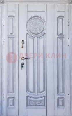 Белая двухстворчатая дверь с массивом дуба ДМД-72 в Лосино-Петровсом