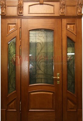 Парадная дверь со стеклянными вставками и ковкой ДПР-36 для дома в Черноголовке