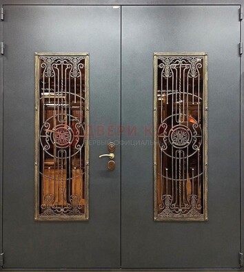 Входная металлическая парадная дверь со стеклом и ковкой ДПР-81 в Лосино-Петровсом