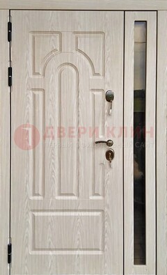 Белая металлическая дверь со стеклом ДС-68 в Лосино-Петровсом