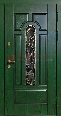 Зеленая железная дверь со стеклом и ковкой ДСК-111 в Санкт-Петербурге