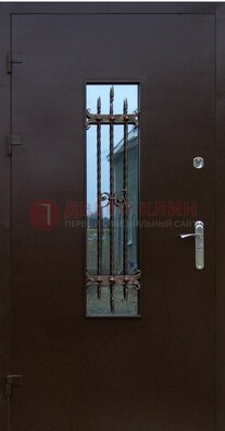 Надежная металлическая дверь со стеклом и ковкой ДСК-47 в Пензе