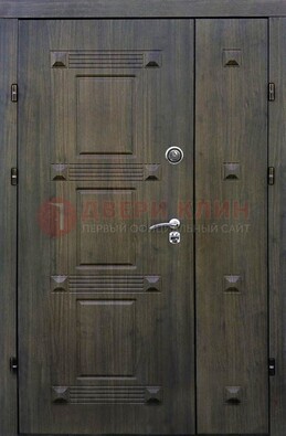 Железная двухстворчатая филенчатая дверь с виноритом ДВТ-143 в Лосино-Петровсом